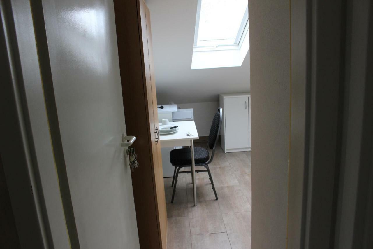 Zv-Scholtz Gaestehaus Neuoetting Simbacher Strasse 7 Εξωτερικό φωτογραφία